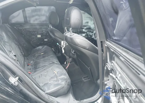 2019 Mercedes-Benz C 300 z USA, uszkodzony, nr VIN 55SWF8DB5KU317620